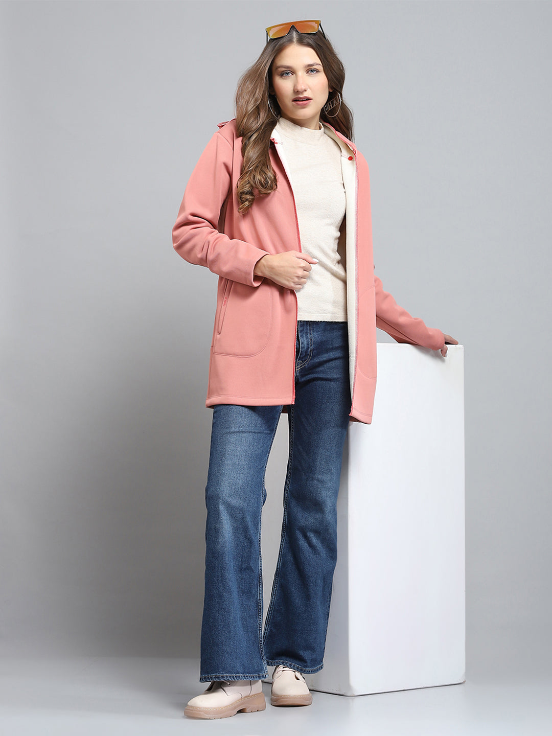 Rock.it Women Peach Solid Hooded Full Sleeve Sweatshirt