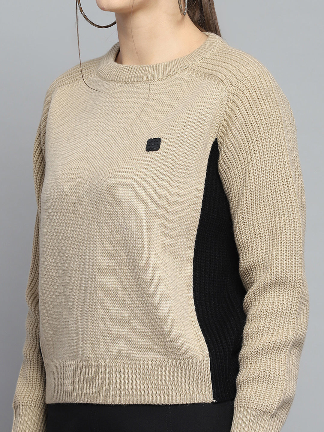 Women Beige Solid Round Neck Full Sleeve Pullover