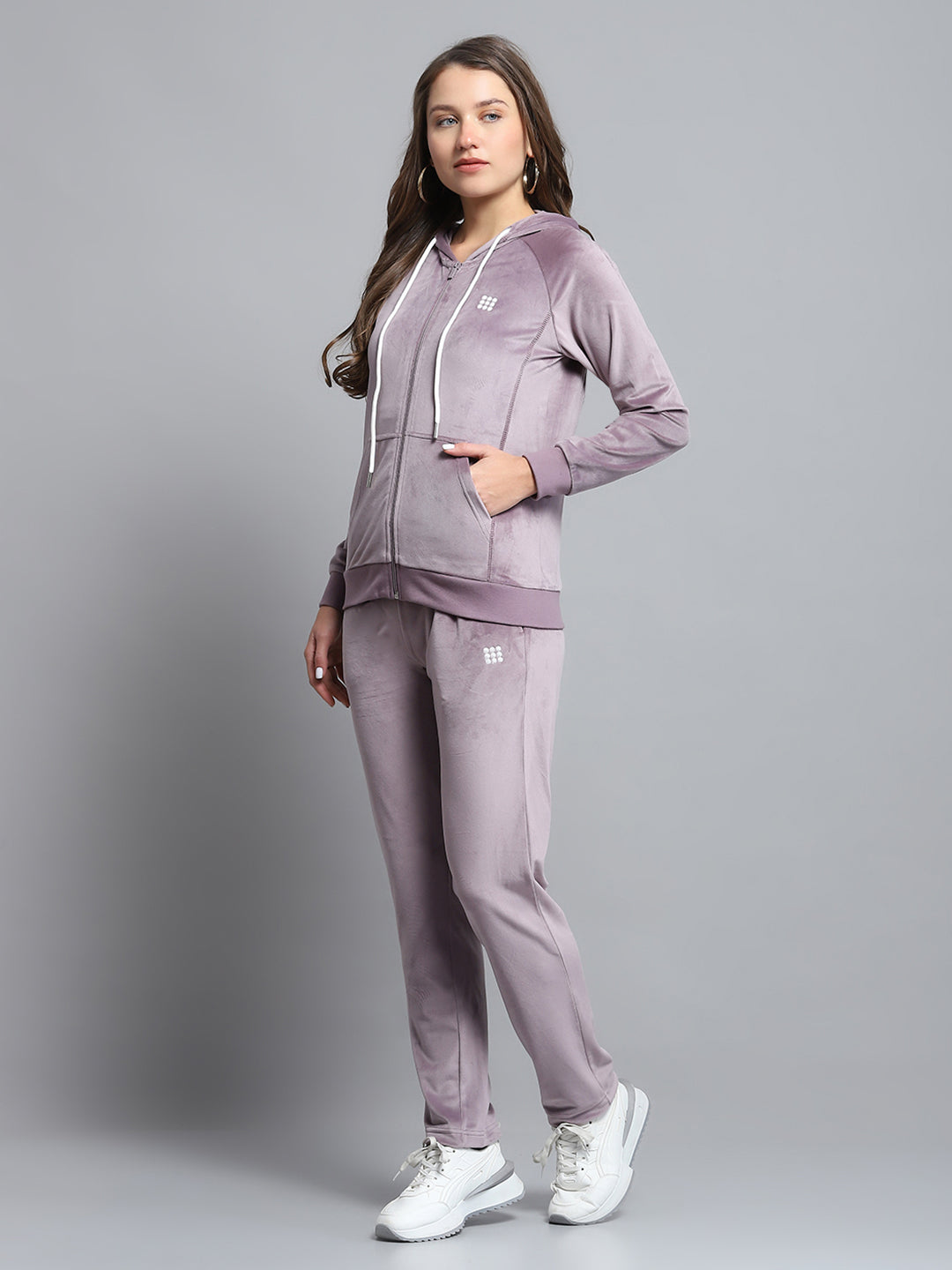 Women Purple Solid Hooded Full Sleeve Tracksuit