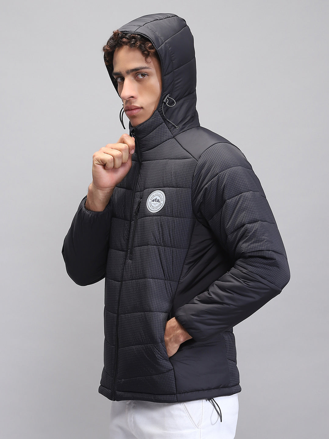 Men Black Solid Hooded Full Sleeve Jacket
