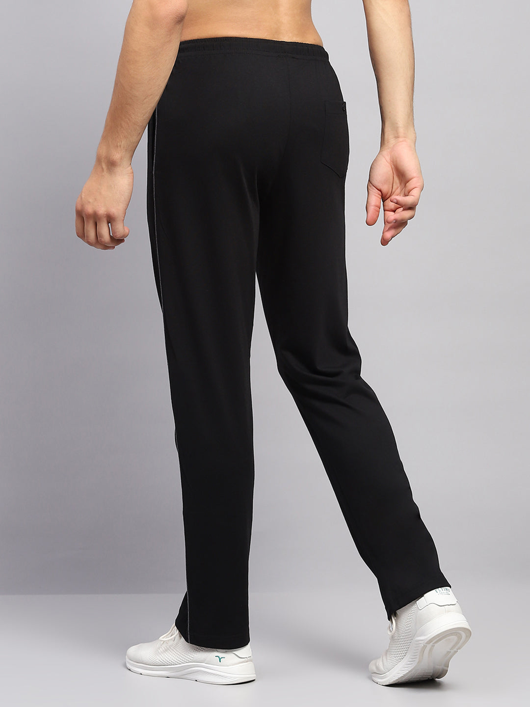 Men Black Solid Regular Fit Lower