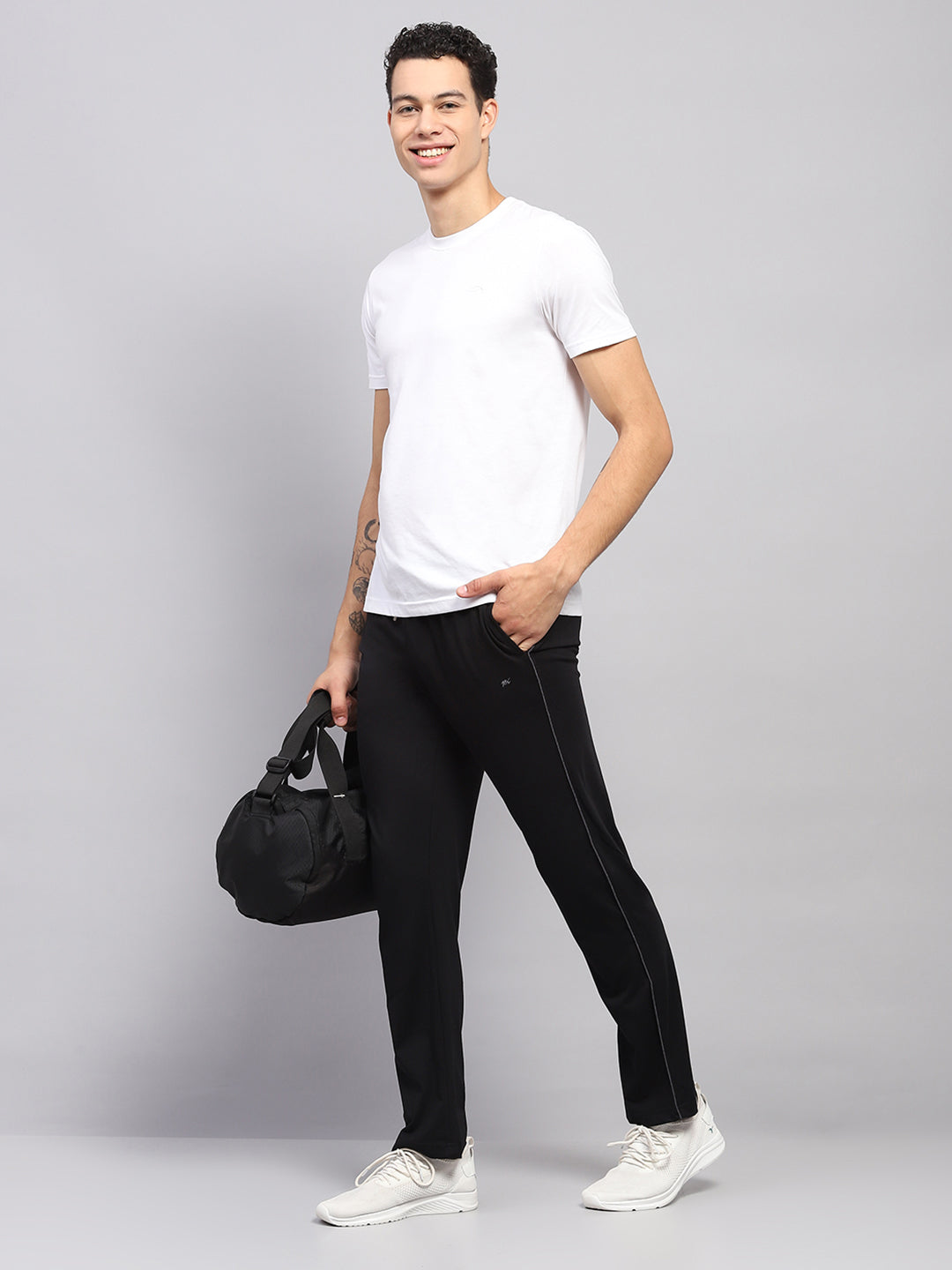 Men Black Solid Regular Fit Lower