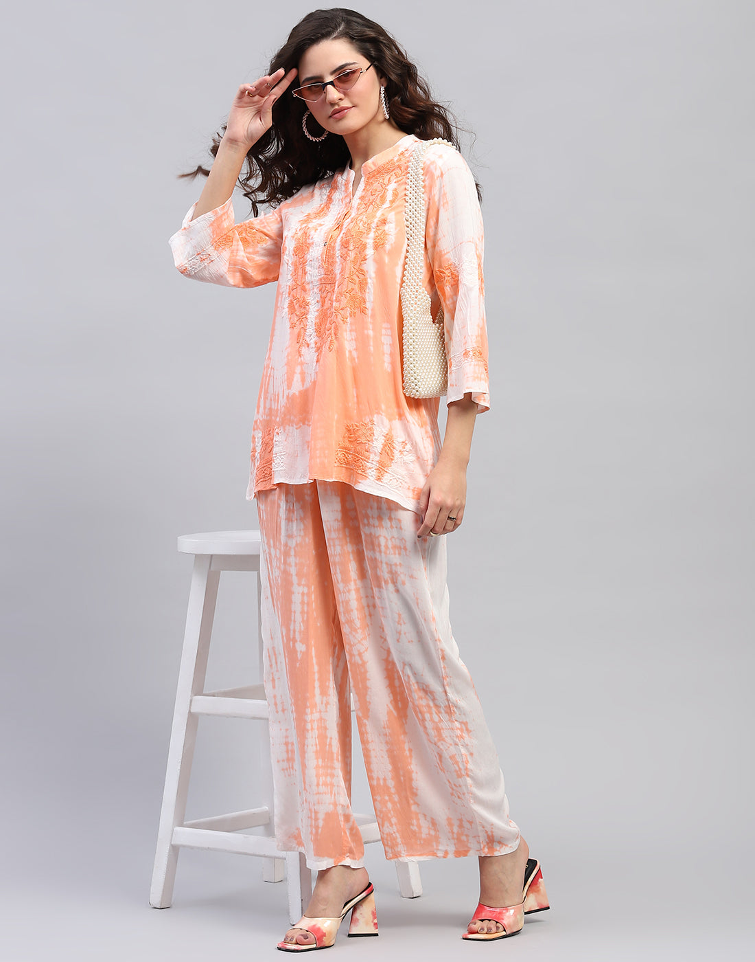 Women Peach Embroidered Mandarin collar 3/4 Sleeve Cords Set