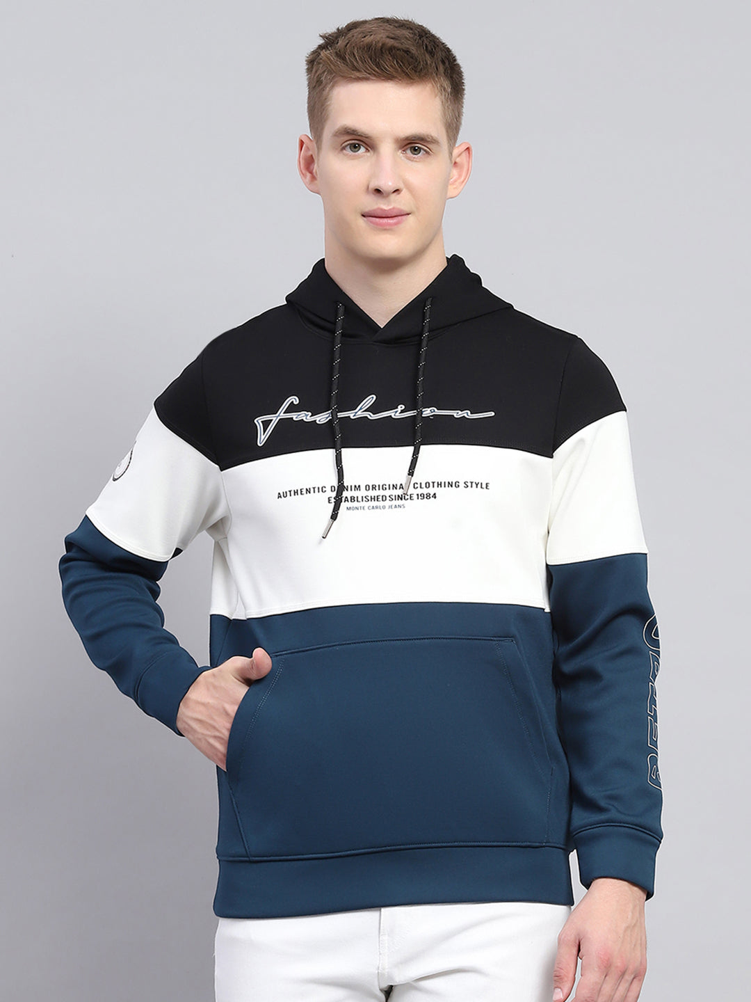 Men Black Printed Hooded Full Sleeve Sweatshirt