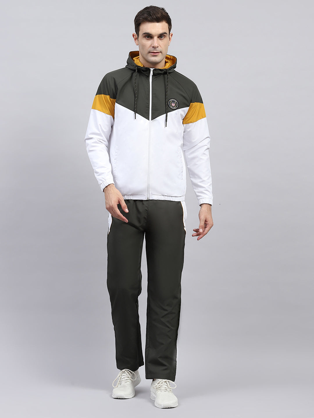 Men Olive & White Solid Hooded Full Sleeve Winter Tracksuit