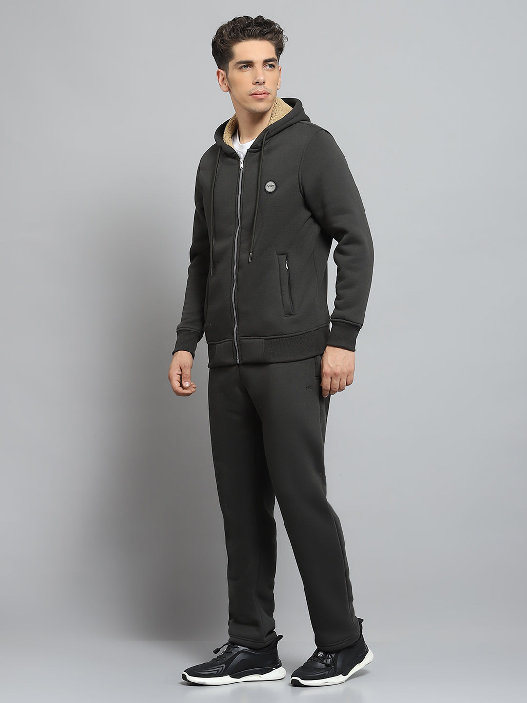 Men Olive Solid Hooded Full Sleeve Winter Tracksuit