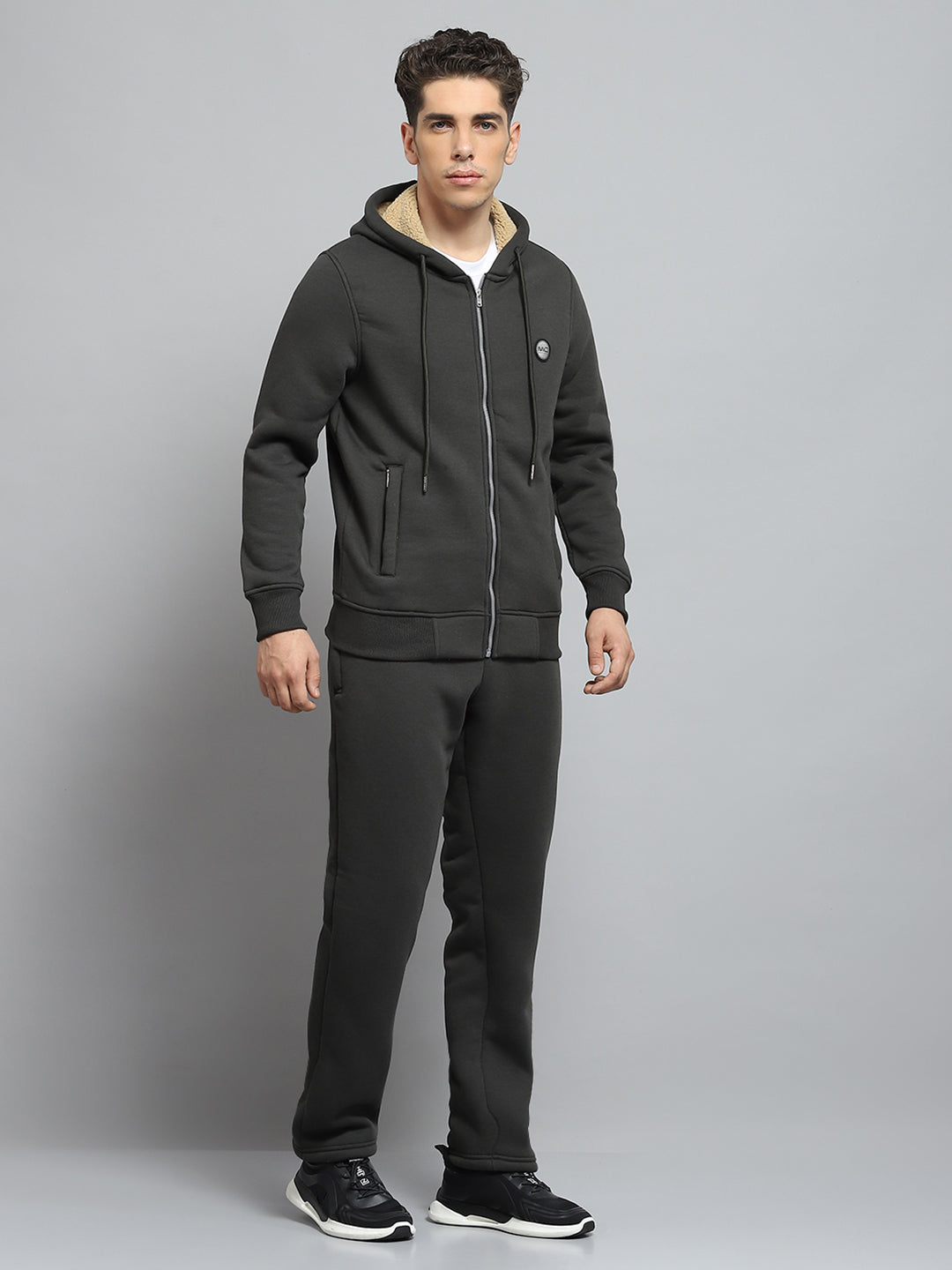 Men Olive Solid Hooded Full Sleeve Winter Tracksuit