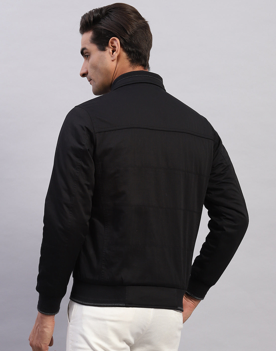 Men Black Solid Collar Full Sleeve Jacket