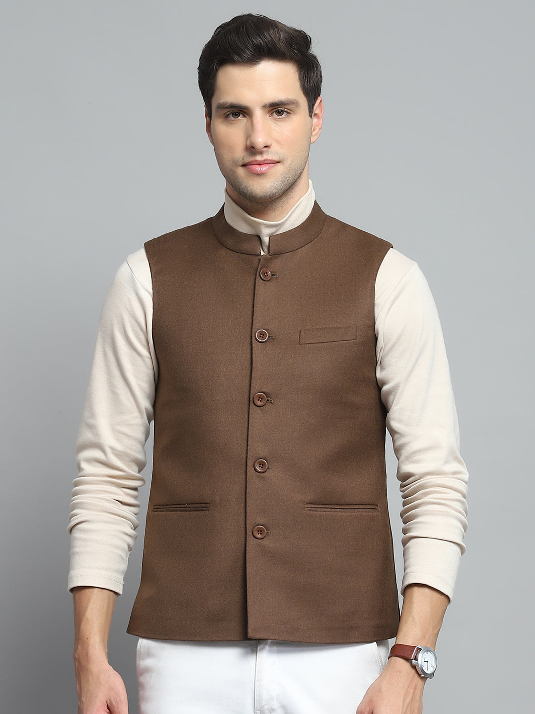Men Brown Solid Band Collar Sleeveless Nehru Jacket