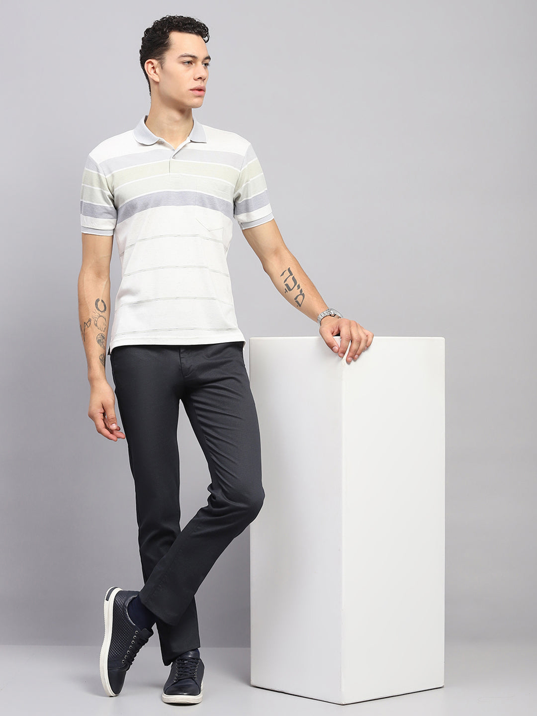 Men Grey Stripe Collar Half Sleeve T-Shirt