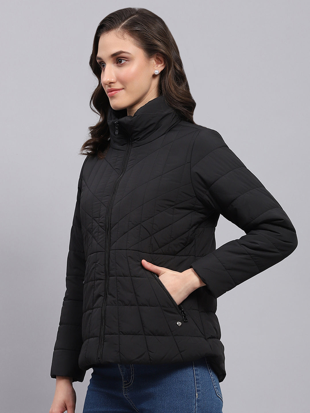 Women Black Solid High Neck Full Sleeve Heating Jacket