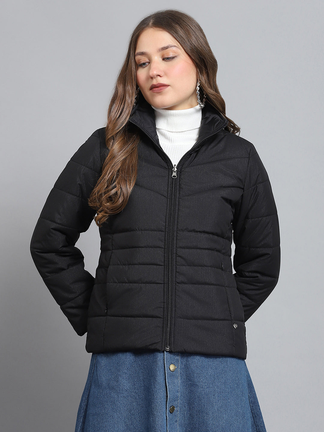 Women Black Solid Collar Full Sleeve Reversible Jacket
