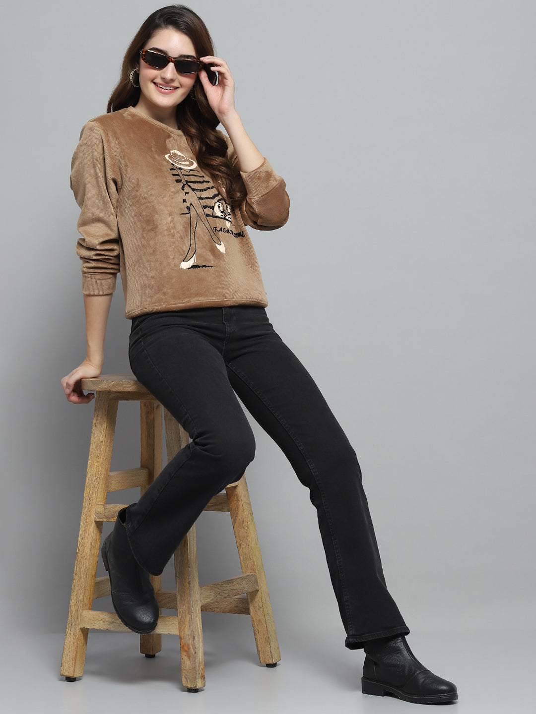 Women Khaki Printed Round Neck Full Sleeve Sweatshirt