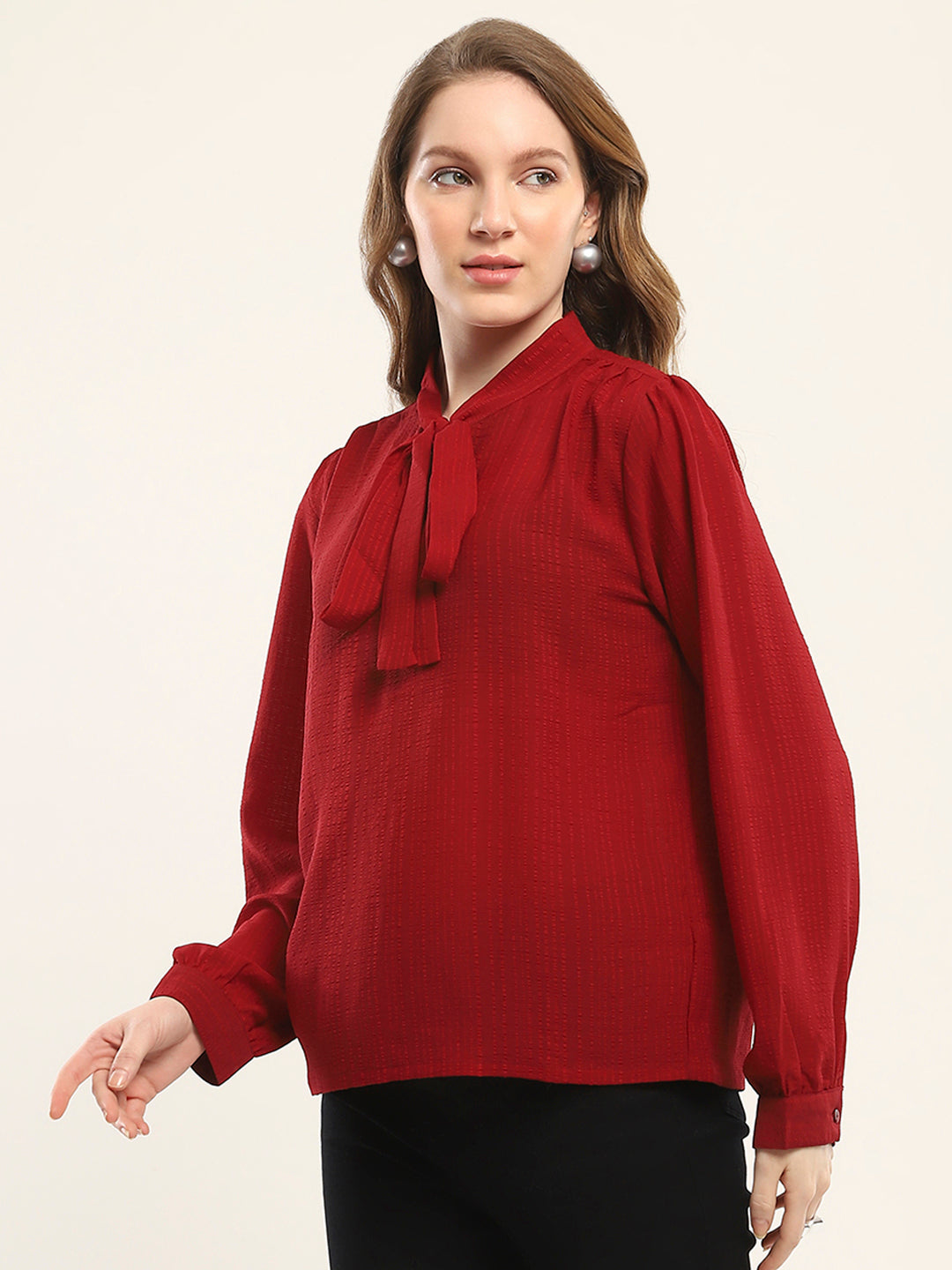 Women Maroon Solid Round Neck Full Sleeve Winte Top