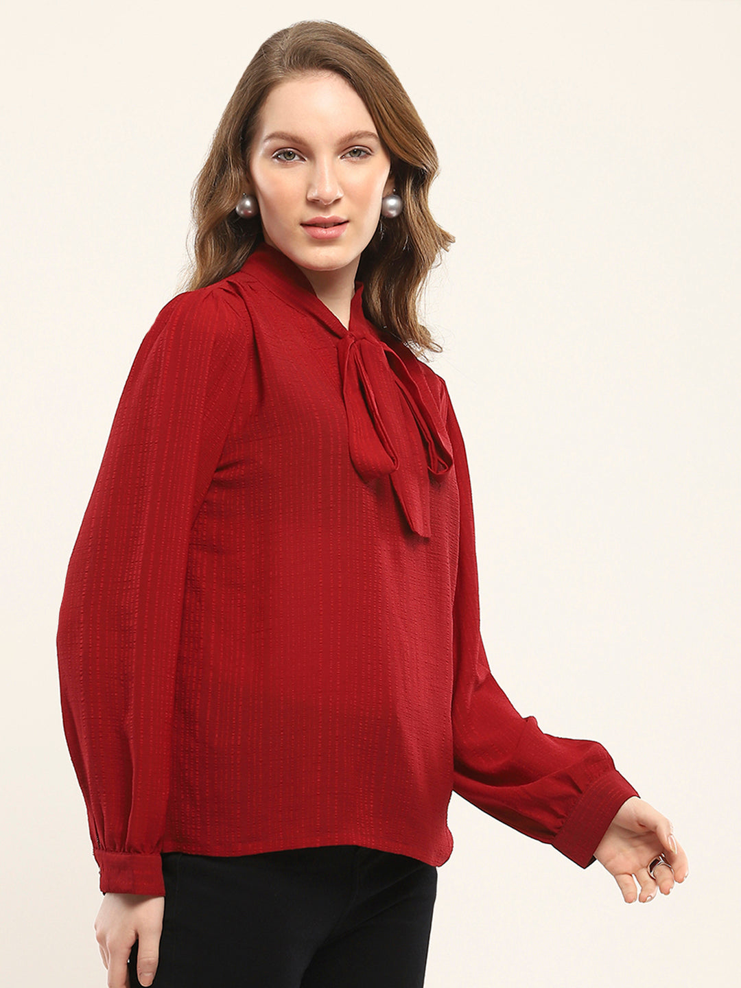 Women Maroon Solid Round Neck Full Sleeve Winte Top