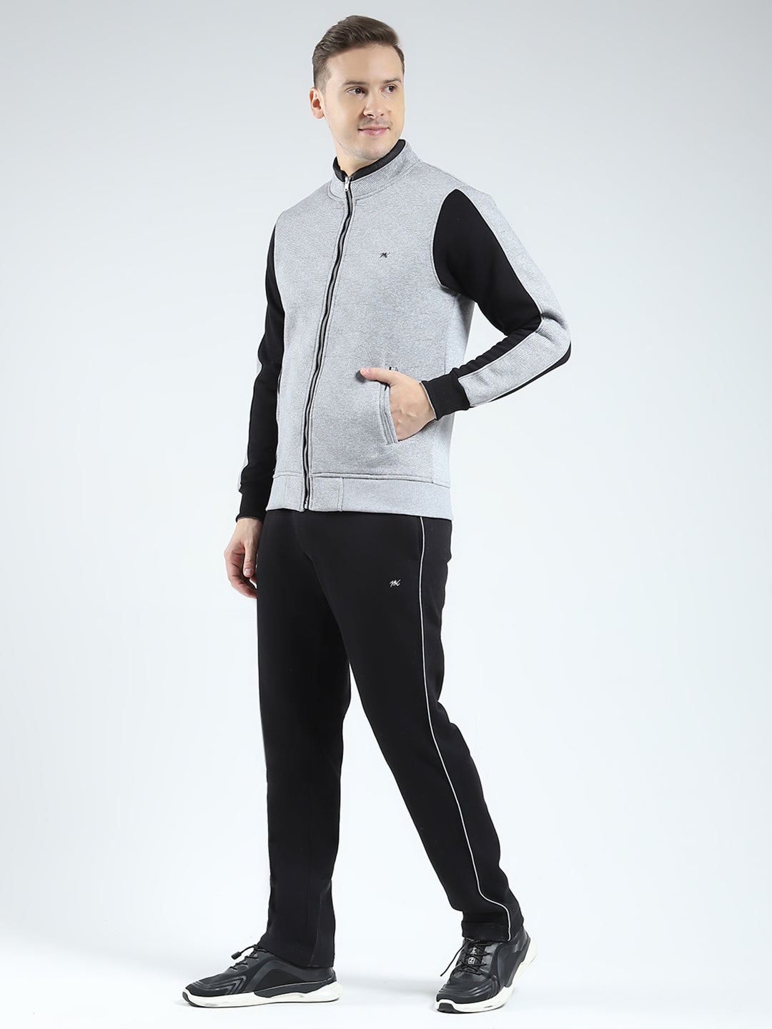 Men Black & Grey Solid Mock Neck Full Sleeve Winter Tracksuit