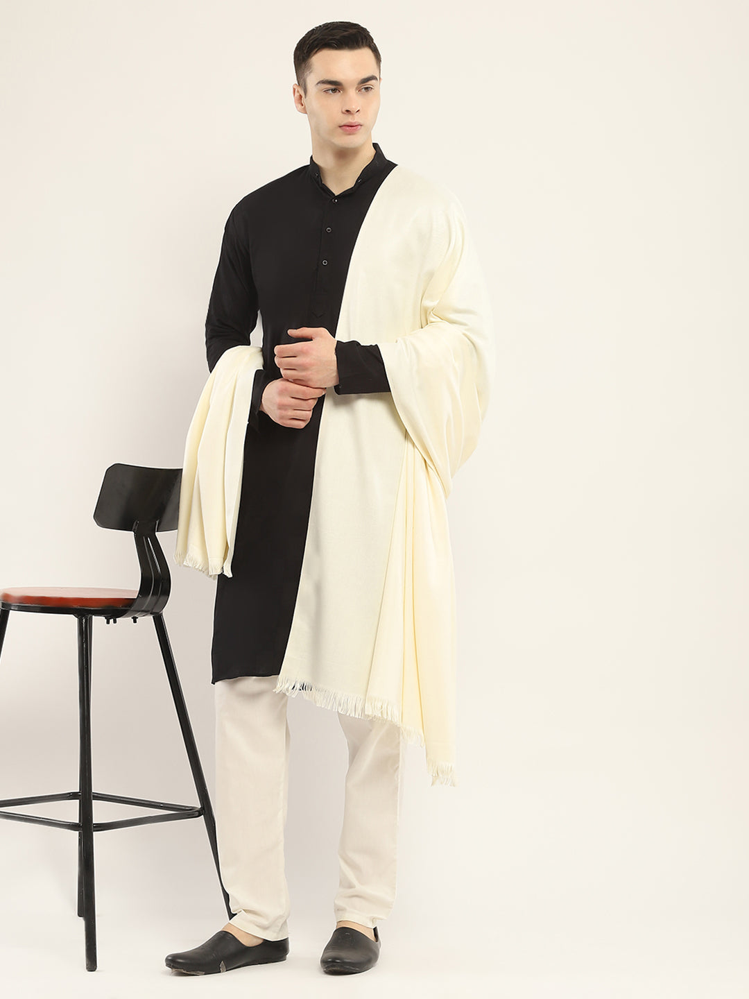 Men Beige Solid Lohi Shawl