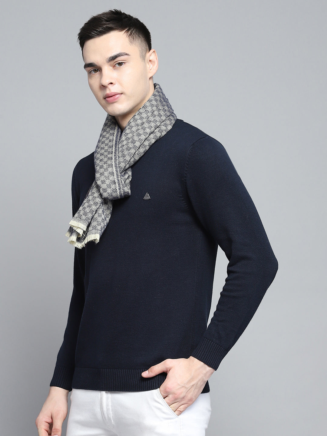 Men Grey Self Design Muffler