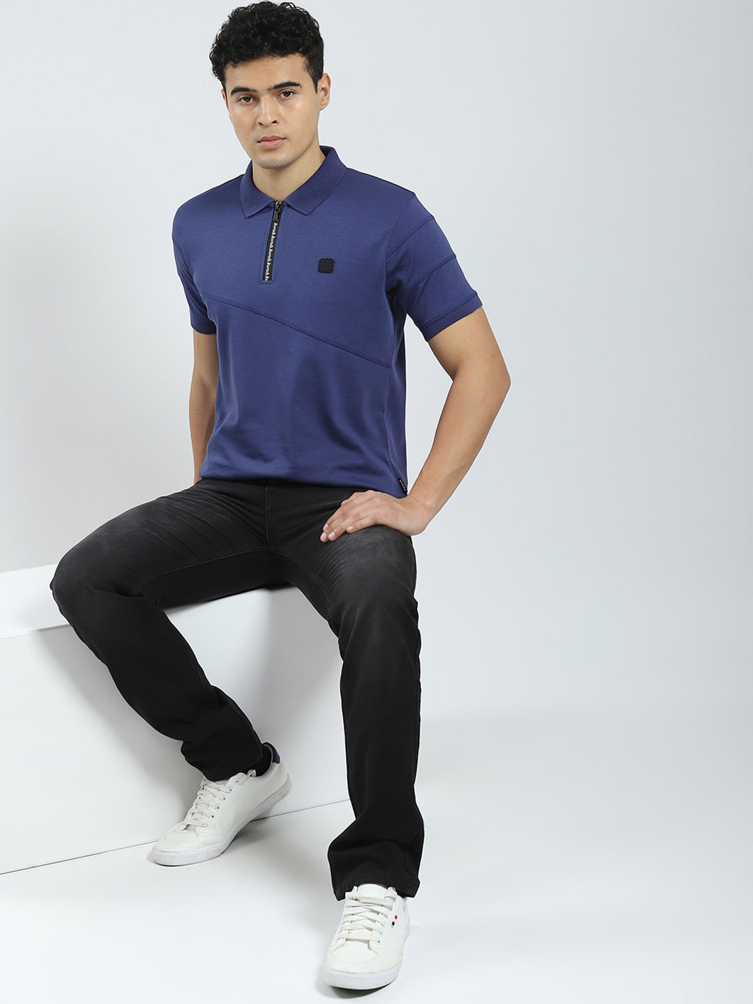 Men Blue Solid Collar Half Sleeve T-Shirt