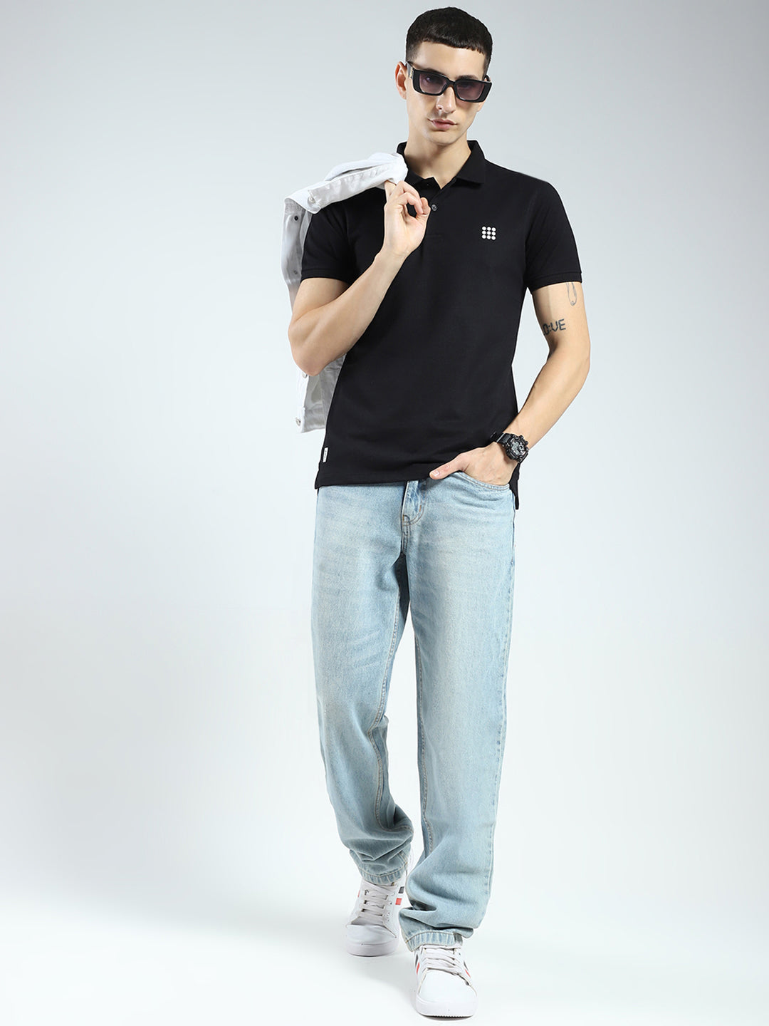 Rock.it Men Black Solid Collar Half Sleeve T-Shirt