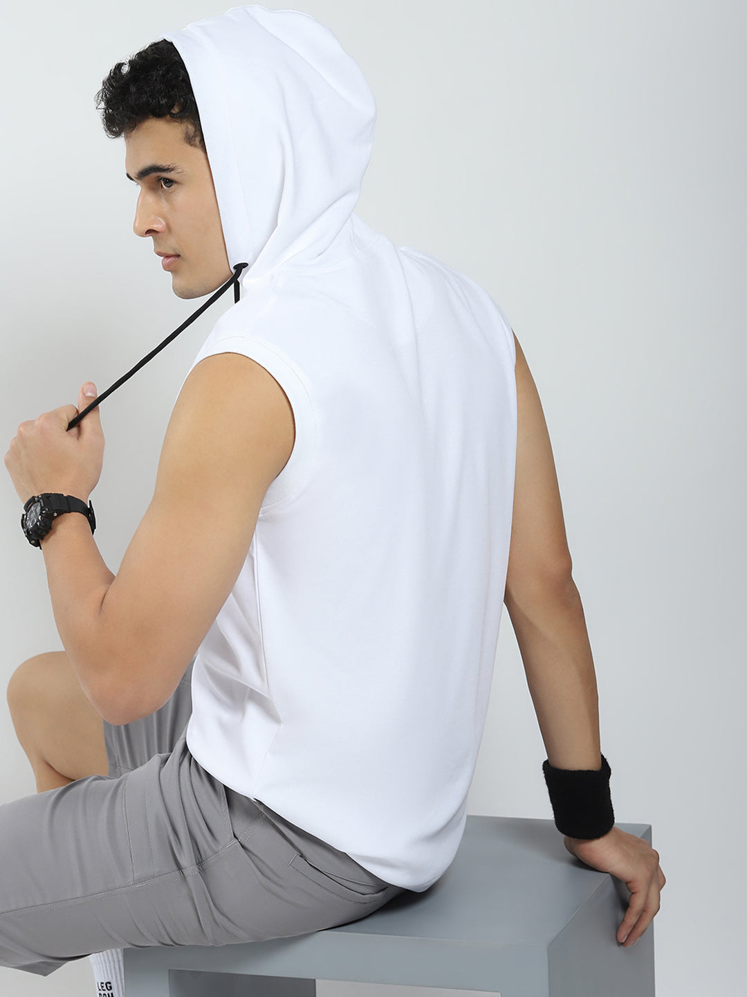 Men White Solid Hooded Sleeveless T-Shirt
