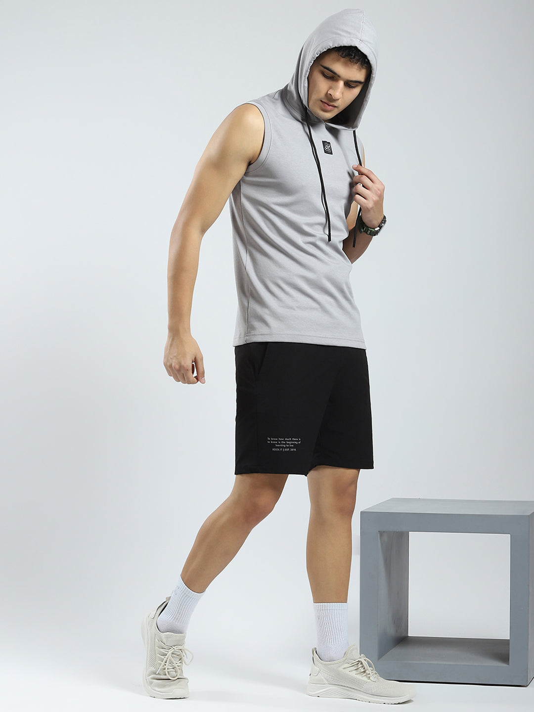 Men Grey Solid Hooded Sleeveless T-Shirt