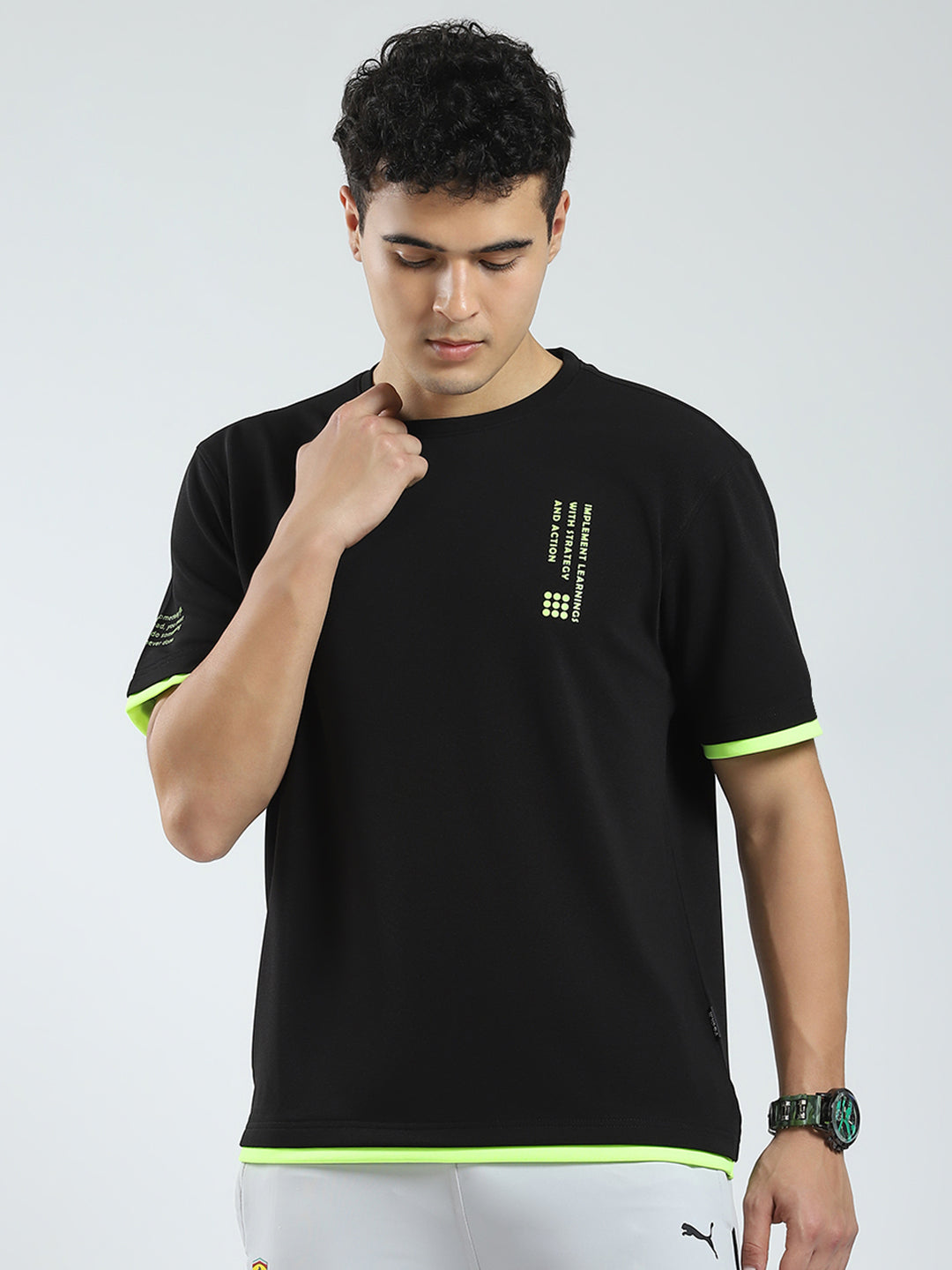 Men Black Printed Round Neck Half Sleeve T-Shirt
