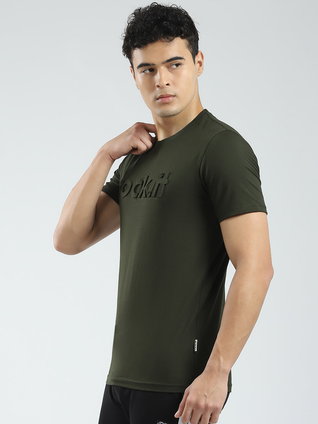Men Olive Solid Round Neck Half Sleeve T-Shirt