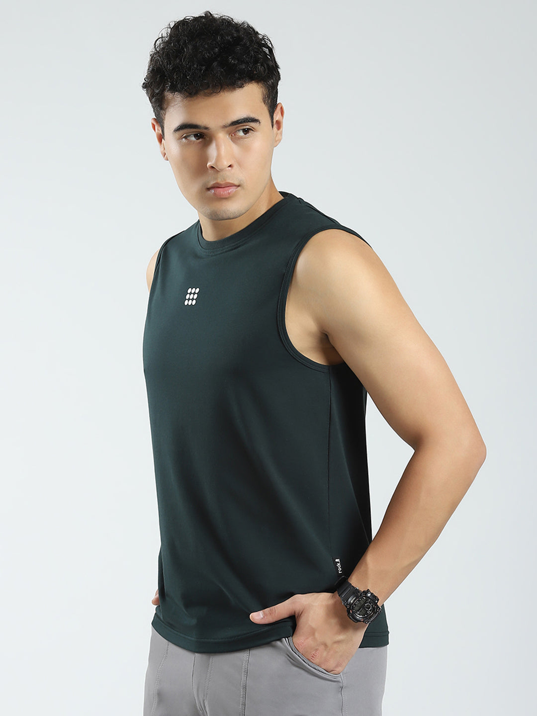 Men Teal Blue Solid Round Neck Sleeveless T-Shirt