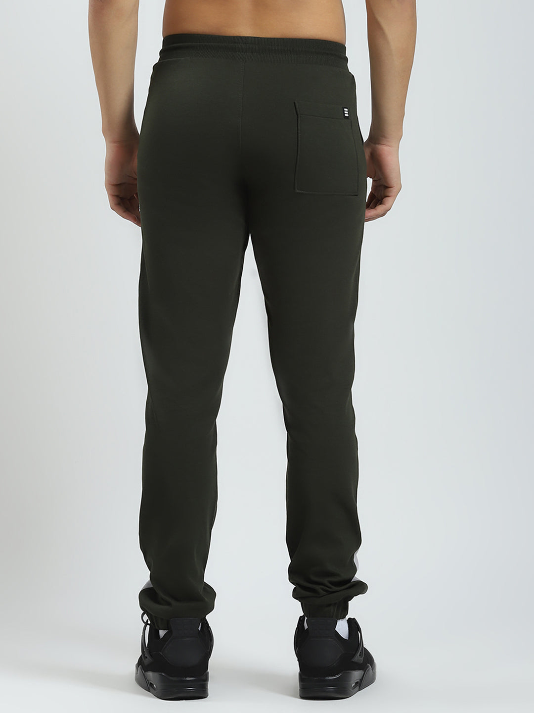 Men Green Solid Regular Fit Jogger