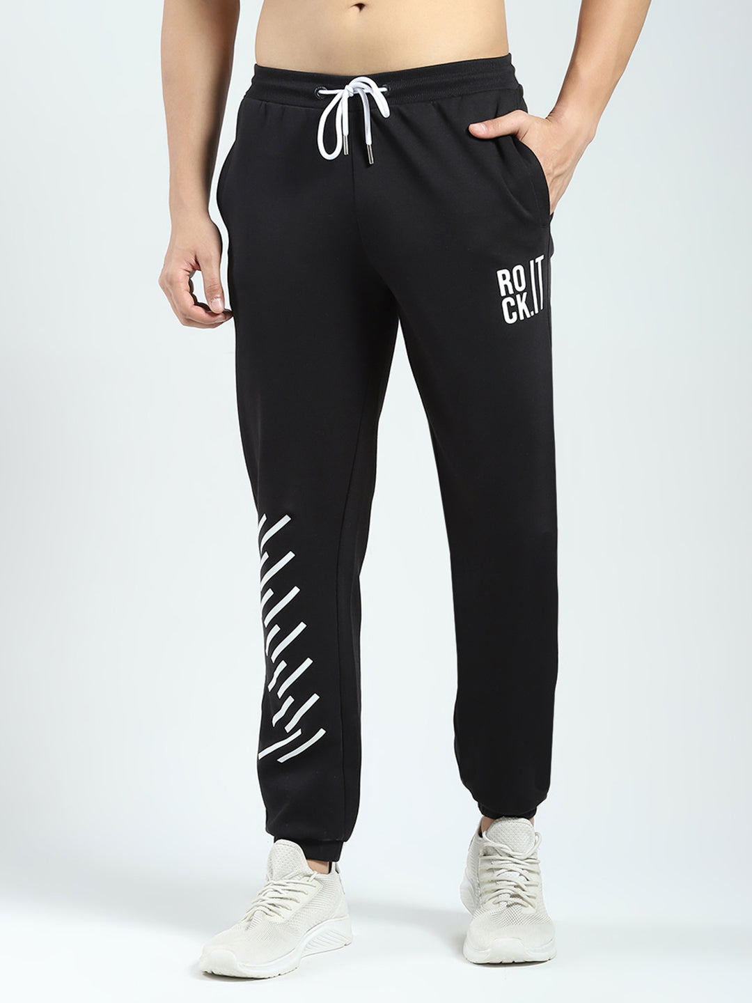 Rock.it Men Black Printed Regular Fit Jogger