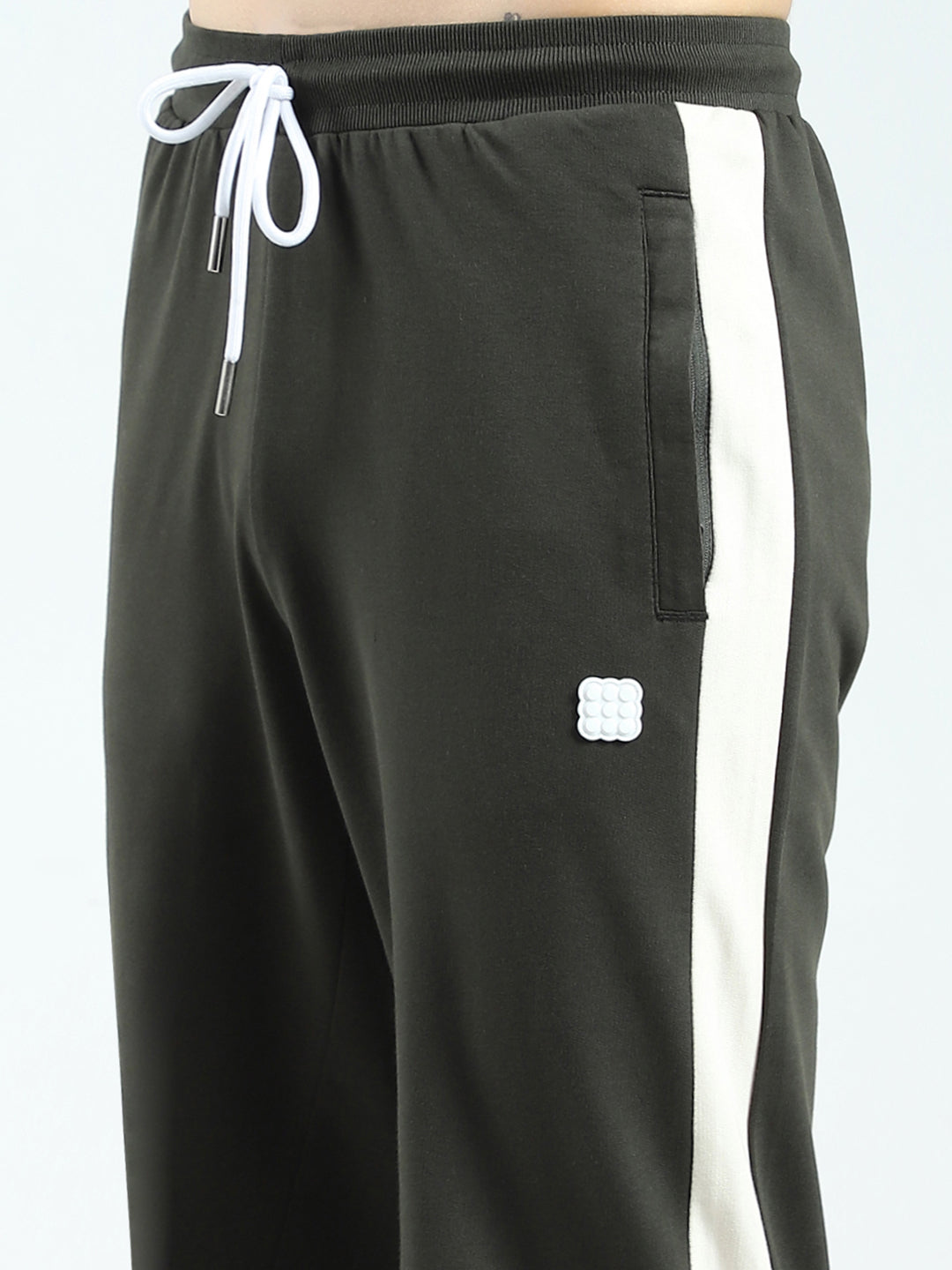 Rock.it Men Olive Solid Regular Fit Lower