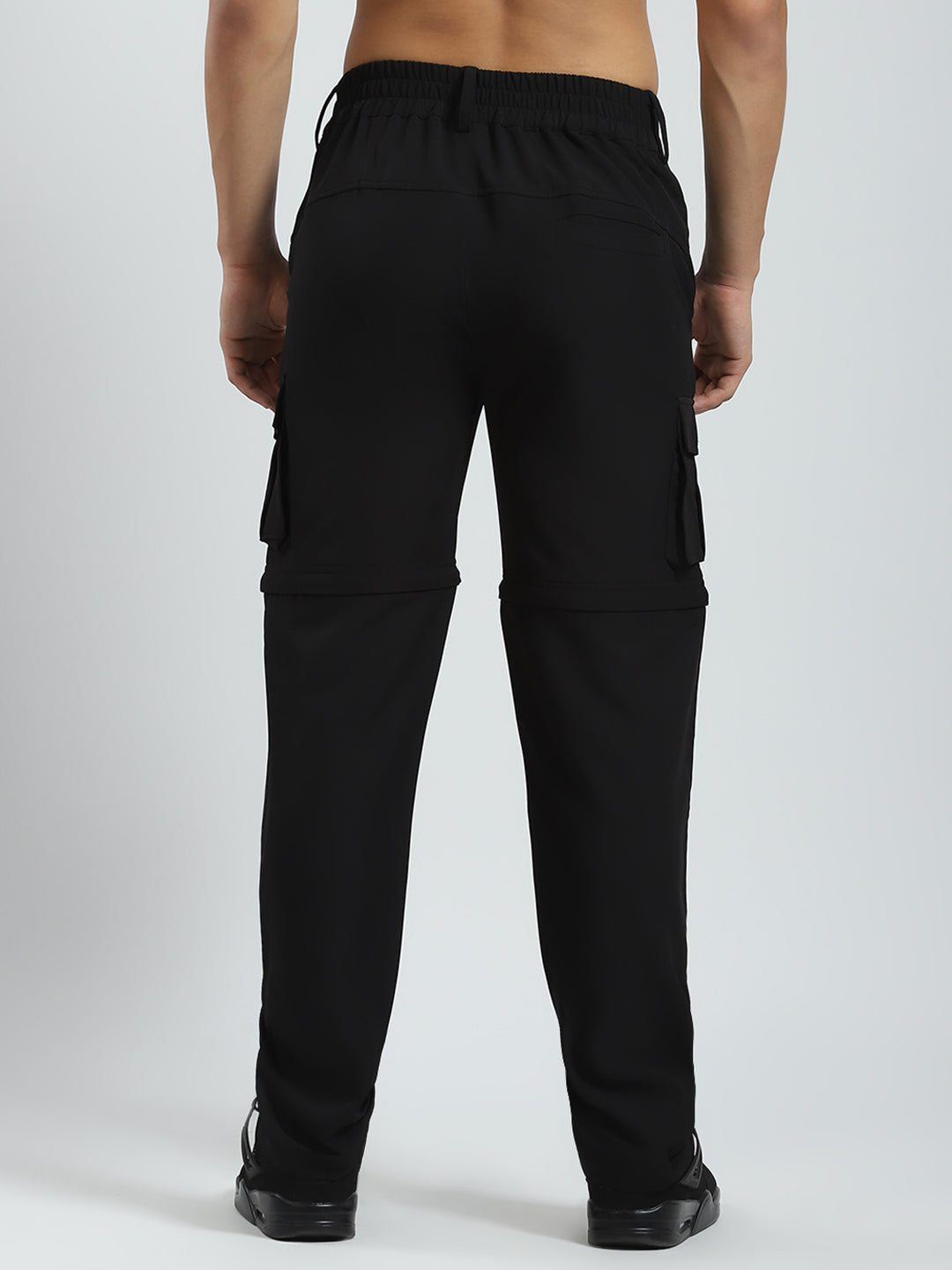 Men Black Solid Regular Fit Cargo
