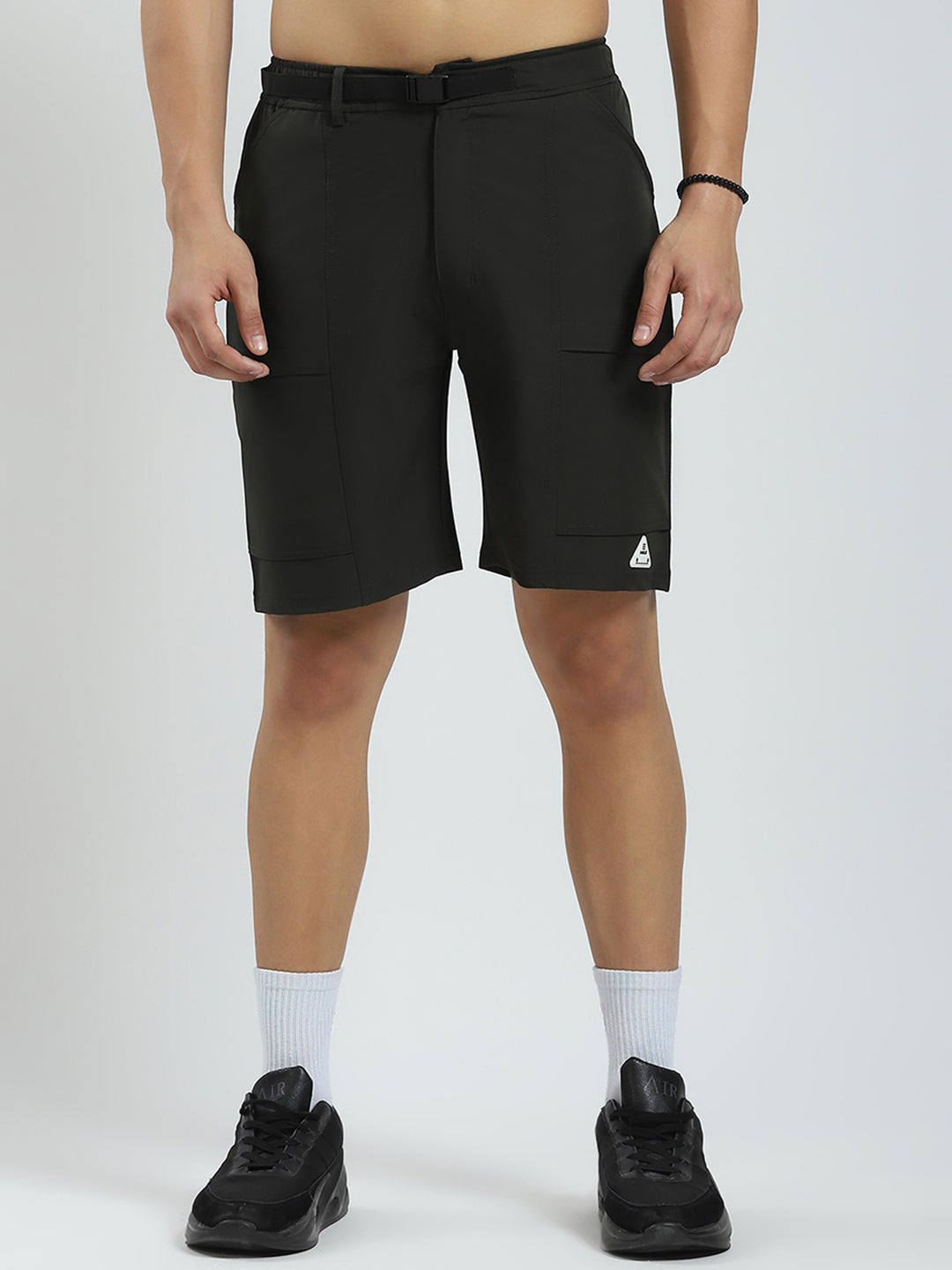 Men Olive Solid Regular Fit Short