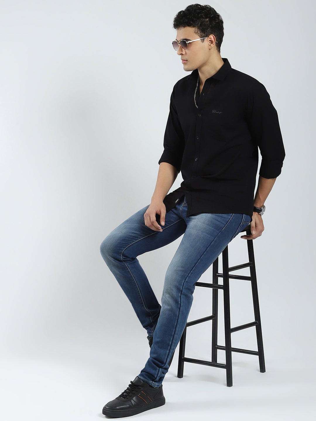 Men Black Solid Collar Full Sleeve Shirt