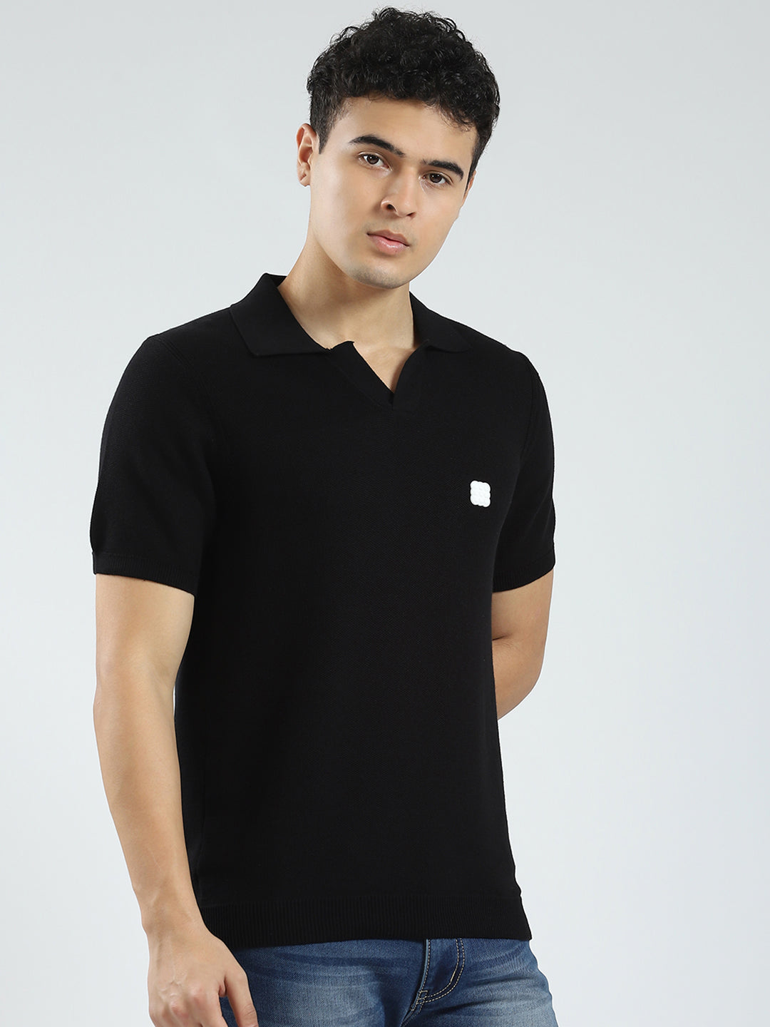 Men Black Solid Collar Half Sleeve T-Shirt