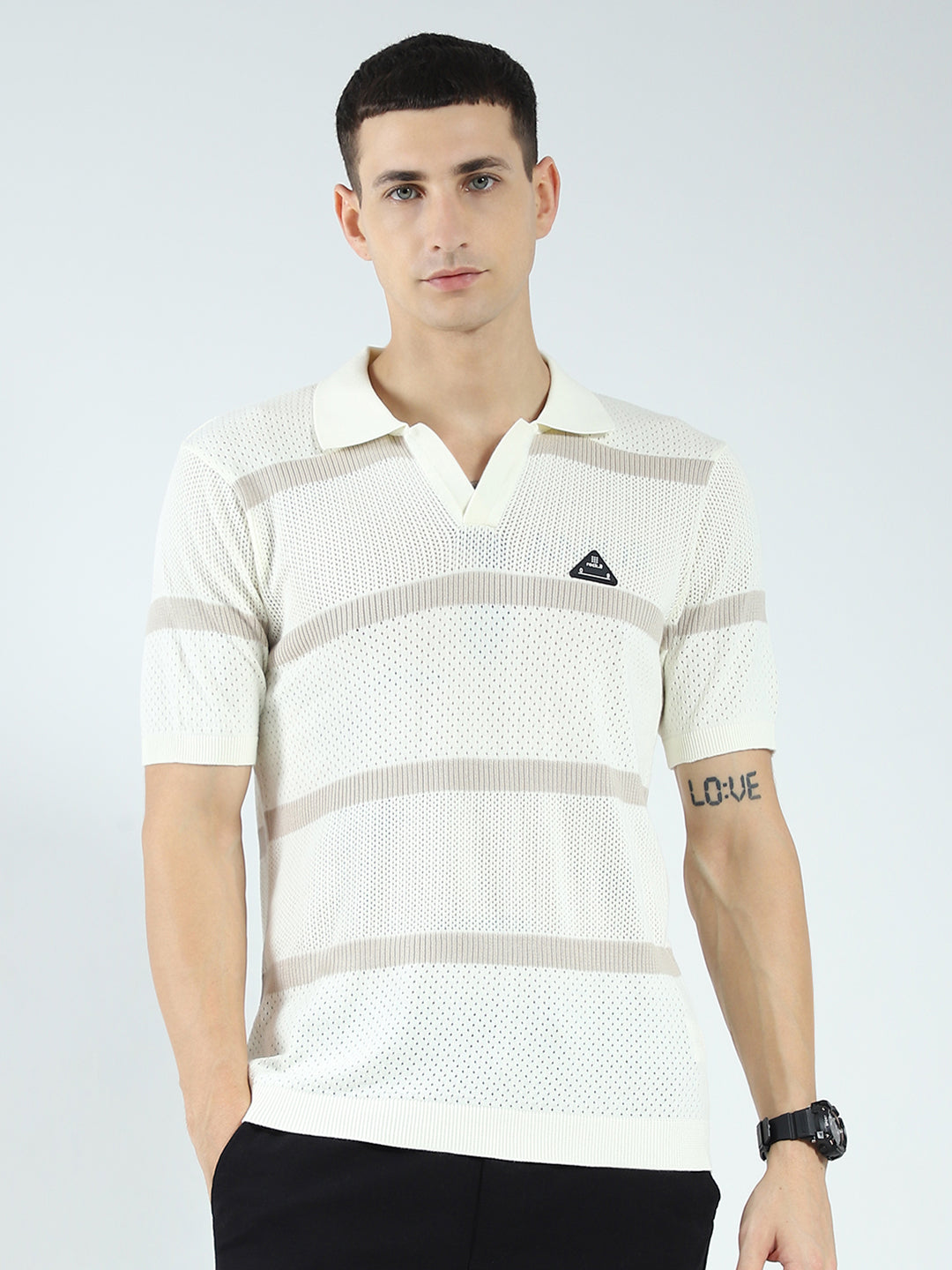 Men Off White Stripe Collar Half Sleeve T-Shirt