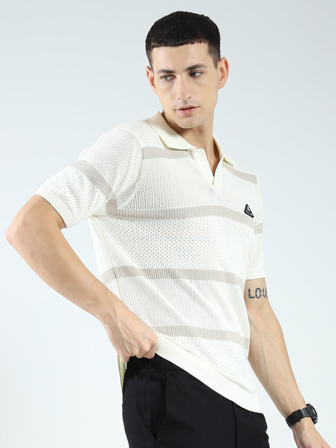 Men Off White Stripe Collar Half Sleeve T-Shirt