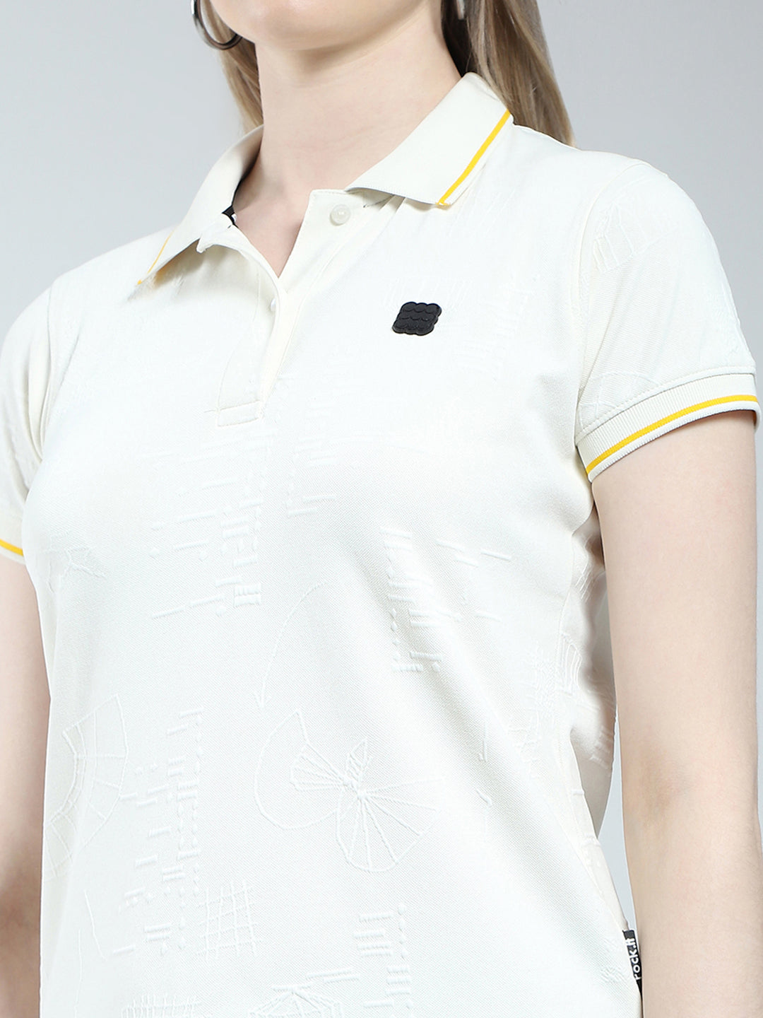 Rock.it Women Off White Solid Collar Half Sleeve T-Shirt