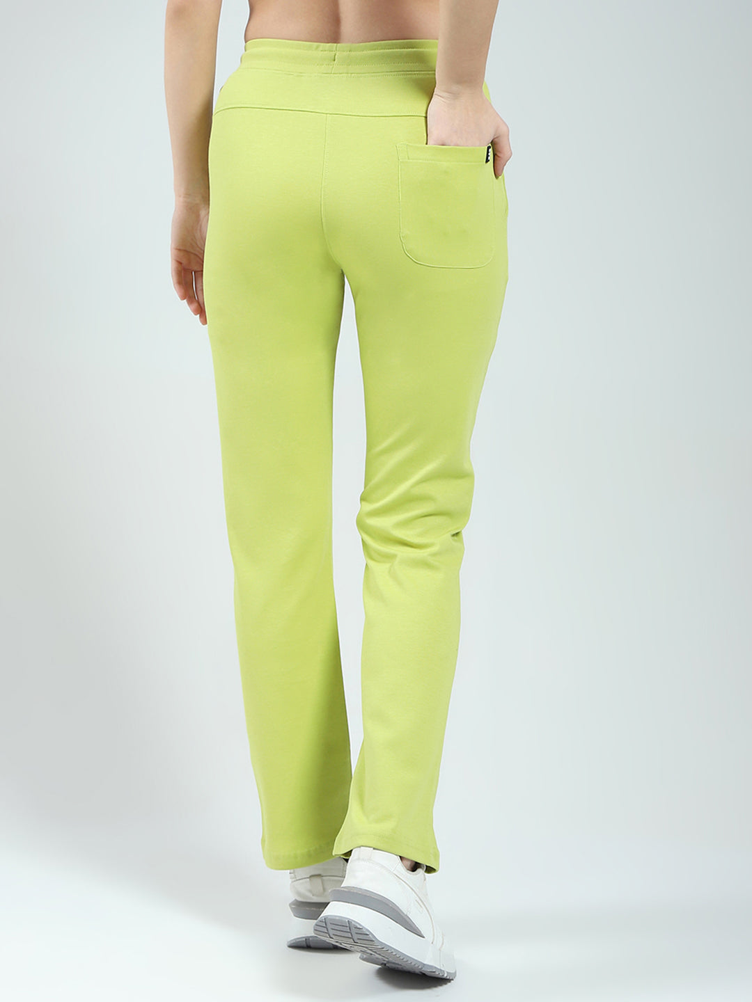 Women Green Solid Regular Fit Lower