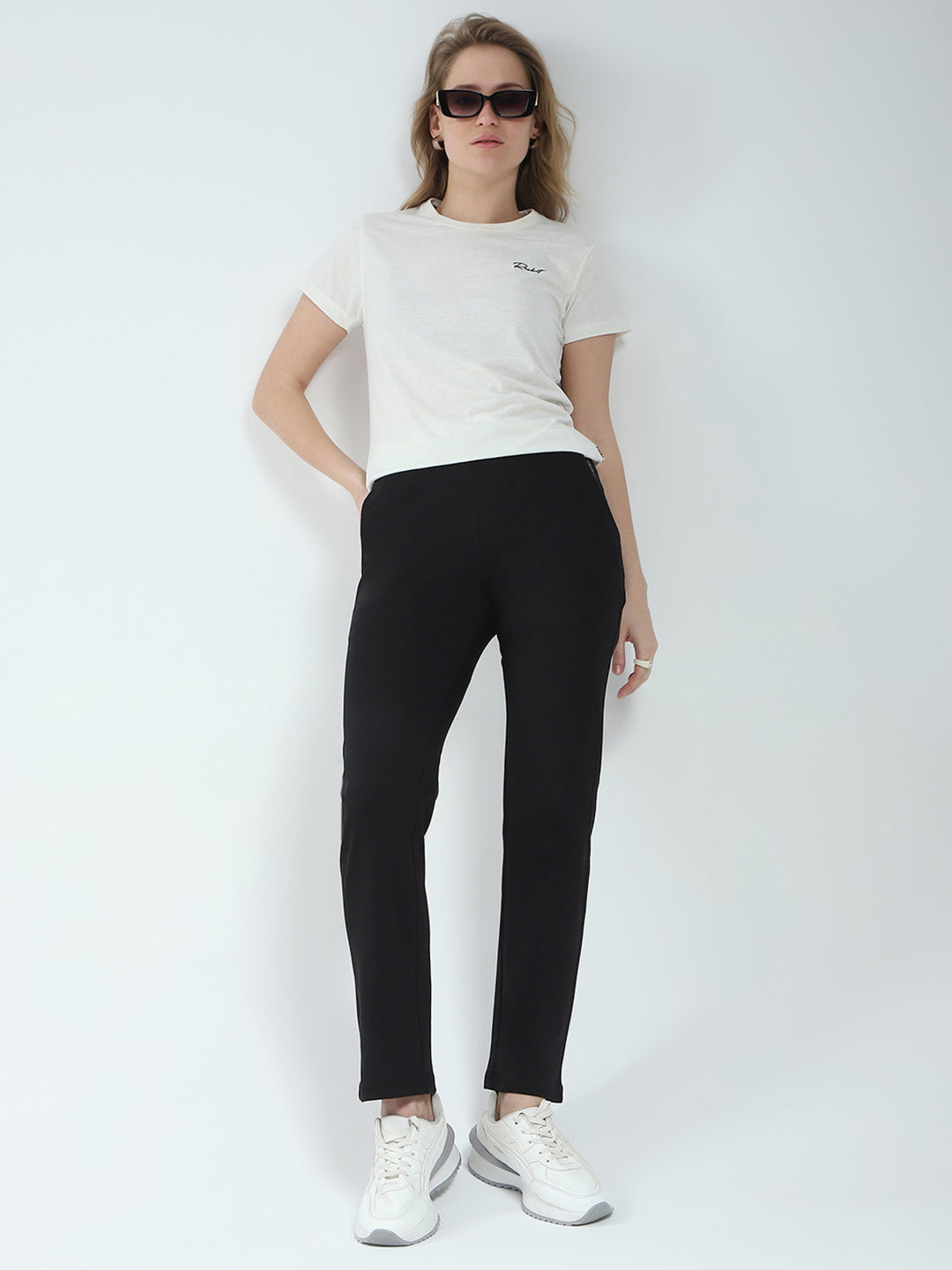Women Black Solid Regular Fit Lower