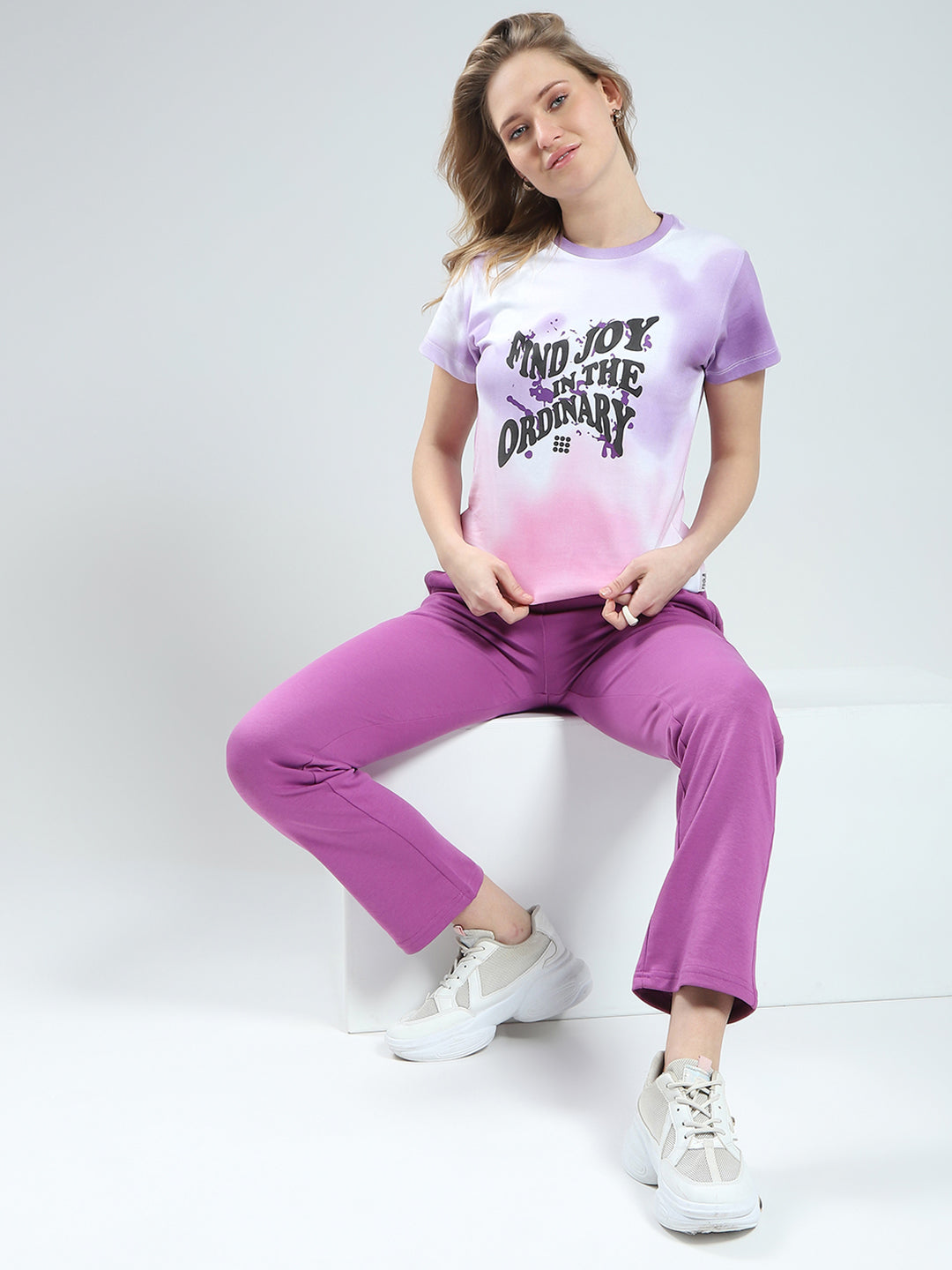 Women Purple Solid Regular Fit Lower