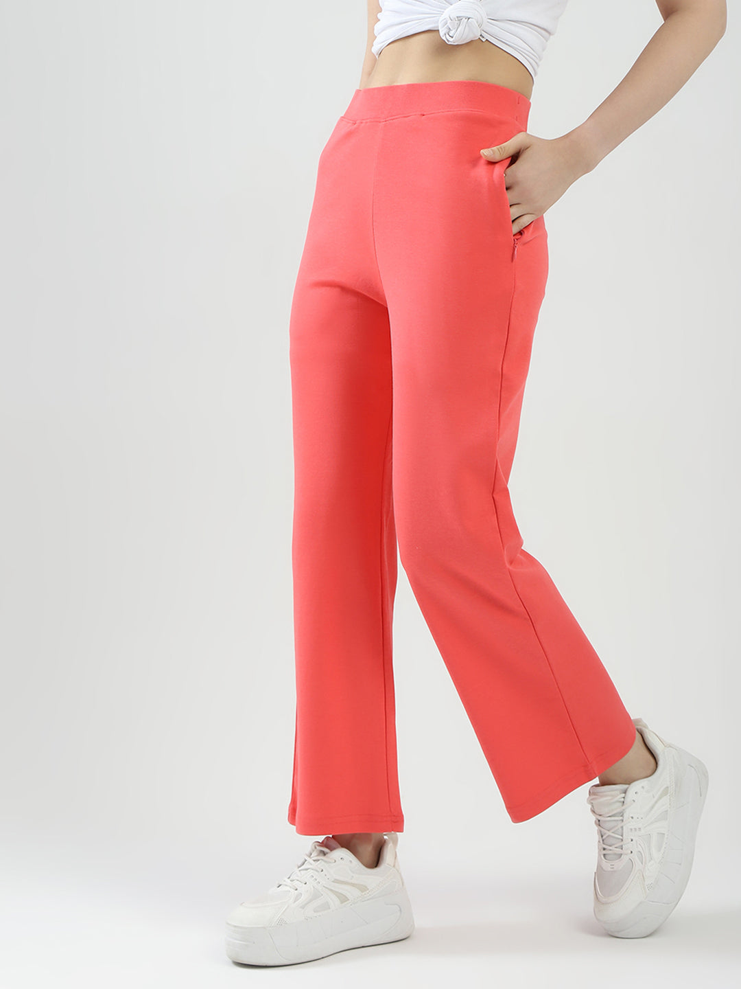 Women Coral Solid Regular Fit Lower