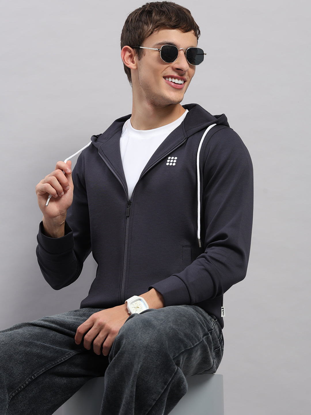 Rock.it Men Grey Solid Hooded Full Sleeve Sweatshirt