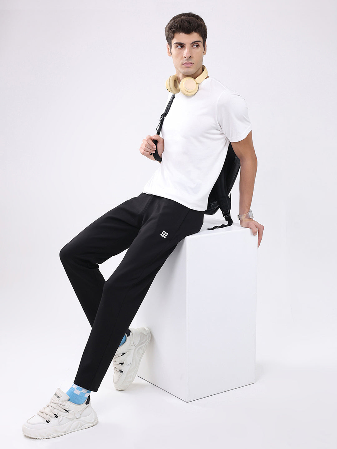 Rock.it Men Black Solid Slim Fit Winter Lower