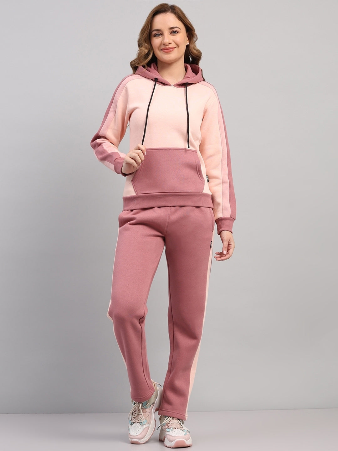Rock.it Women Mauve Solid Hooded Full Sleeve Winter Tracksuit