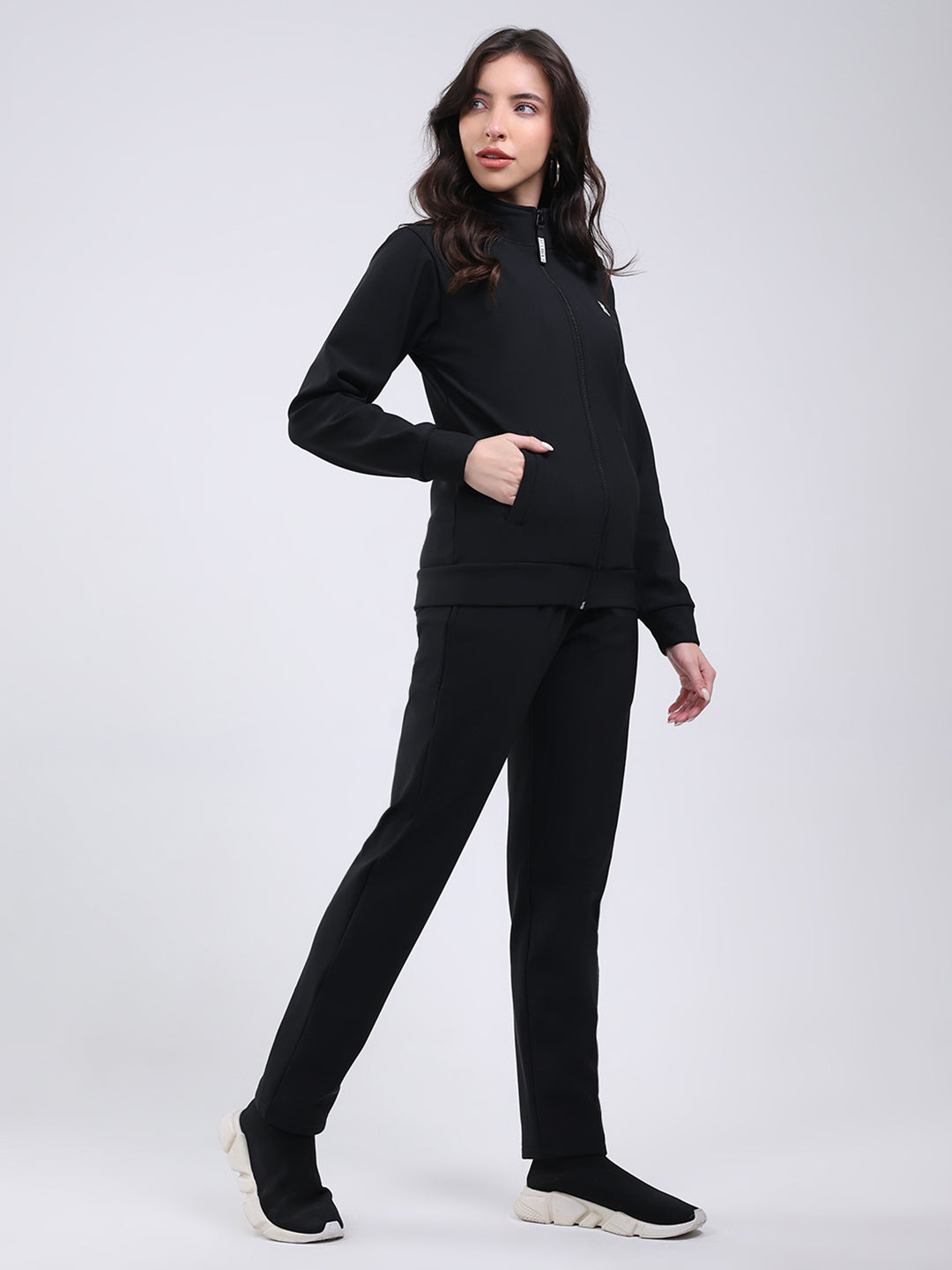 Rock.it Women Black Solid Collar Full Sleeve Winter Tracksuit