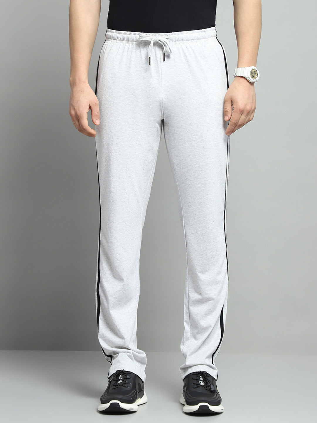 Men Off White Solid Regular Fit Lower