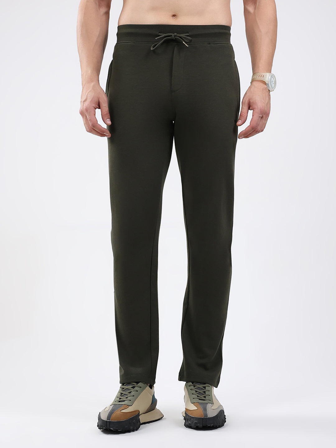 Men Olive Solid Regular Fit Lower