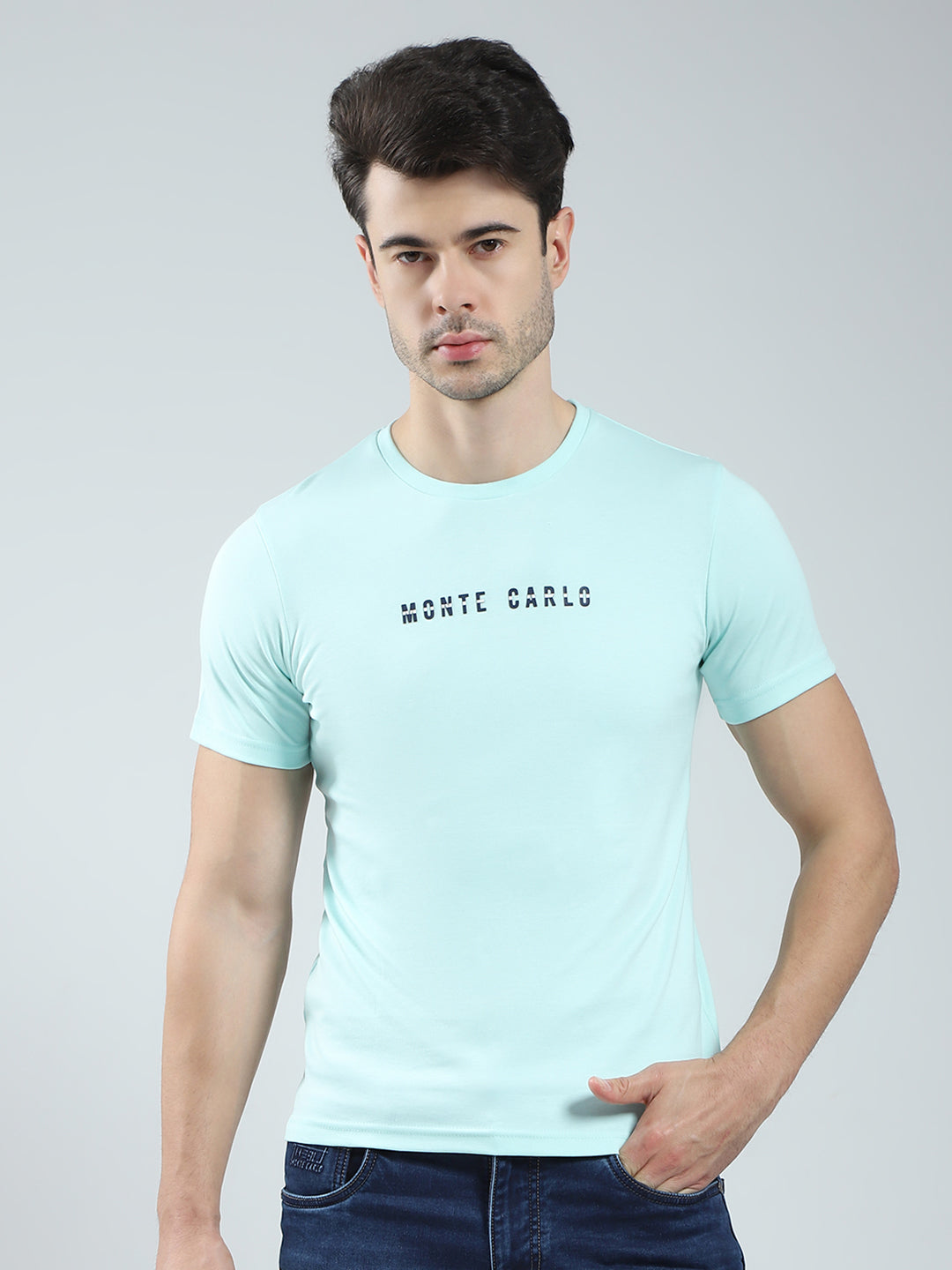 Men Blue Solid Round Neck Half Sleeve T-Shirt